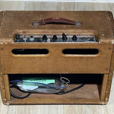 Fender Vibrolux Amp 1959 a very cool & vibey Tweed Vibrolux serviced & ready to enjoy. image 5