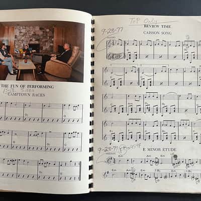 Fender Electric Guitar Course Book Two 1966 / Vintage Case Candy image 7