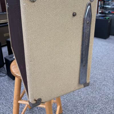 Fender Tremolux 6G9-B  1962 with 1961 Fender Tremolux "Tone Ring" Cabinet - Blonde image 18