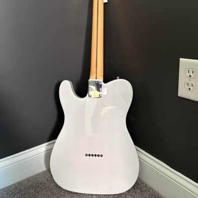 ~ NEW ~ Fender Made in Japan Traditional 50’s Telecaster - White Blonde image 3