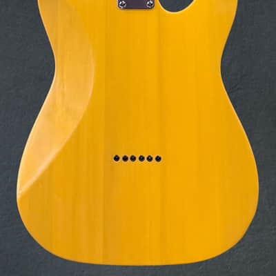 Squier Affinity Series Telecaster Left Hand - Butterscotch Blonde w/Maple image 4