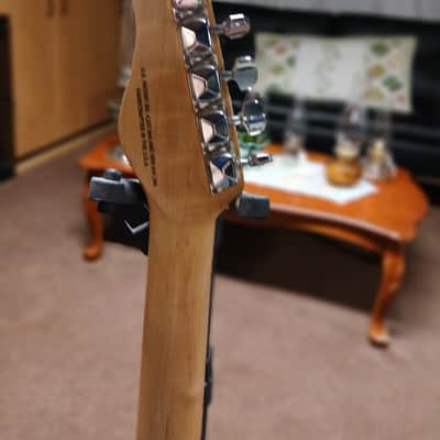 Peavey Predator Mid 90s - Red/maple image 10