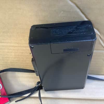 Sony Walkman Made in Japan vintage cassette and radio WM F 22 image 8