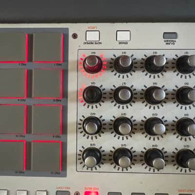 Immagine Akai MPC Renaissance Groove Production Studio 2012 - 2019 - Grey - 3
