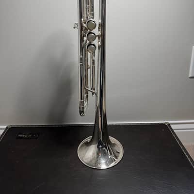 Yamaha YTR-6345S - Professional Bb Trumpet - Silver-plated w/ Case & MP image 3