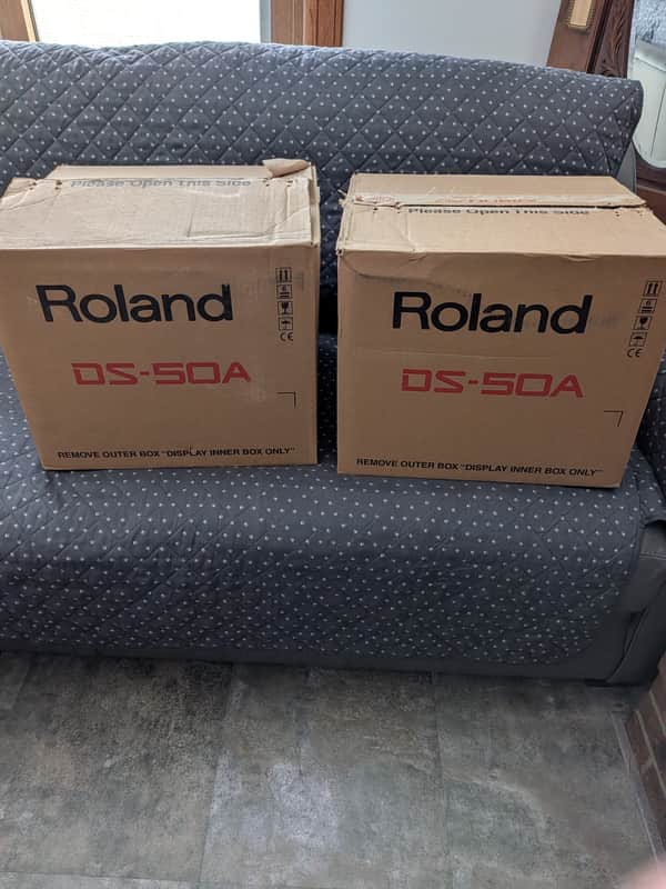 Roland DS-50a 24 Bit Studio Monitors image 1