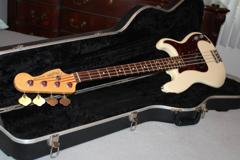 Fender American Precision Bass