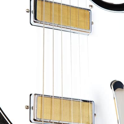 Harmony Silhouette with Bigsby - Space Black image 6
