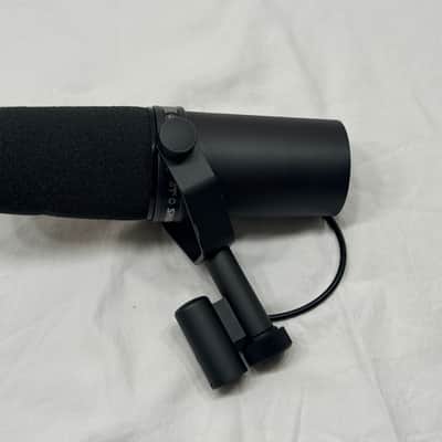 Shure SM7B Cardioid Dynamic Microphone 2001 - Present - Black image 8