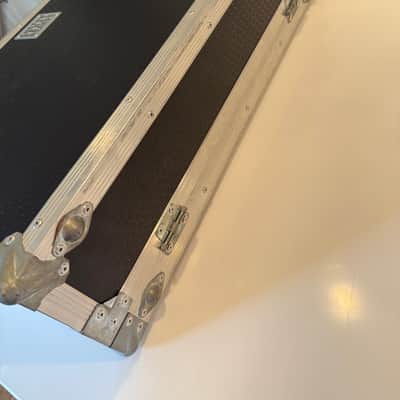 Custom Pedalboards UK Medium Flight Case Pedalboard 2018 - Black/Grey image 7