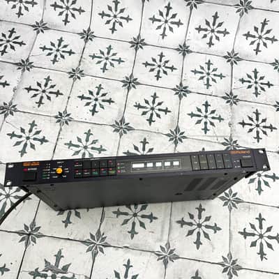 Roland SDE-3000 Digital Delay image 2
