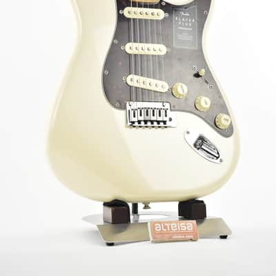 Fender Player Plus Stratocaster with Maple Fretboard 2021 - Present Olympic Pearl 3822 image 5