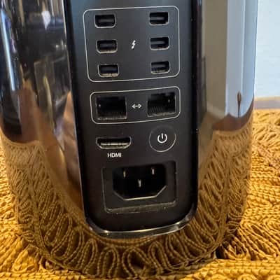 Apple Mac Pro (Late 2013)- 12-Core Intel Xeon E5-2.7 GHz -SSD 1TB - RAM 64GB - AMD FirePro D700 with 6 GB VIDEO EXCELLENT! image 2