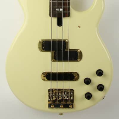 Vintage 80's Yamaha BB3000A Creme White image 1