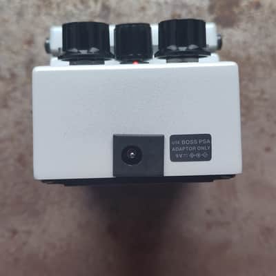 Boss DS-1-WH Distortion 2024 - Metallic White image 6
