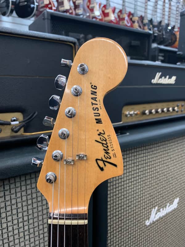 Fender USA MUSTANG 1978 オーナーズマニュアル Fender USA MUSTANG 1978 オーナーズマニュアル Fender USA MUSTANG