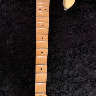 Fender USA Yngwie Malmsteen 1989 - White image 7
