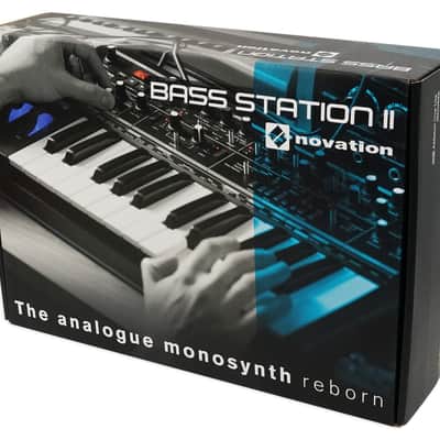 Novation BASS STATION II 25-Key Monophonic MIDI USB Analog Keyboard Synthesizer image 9