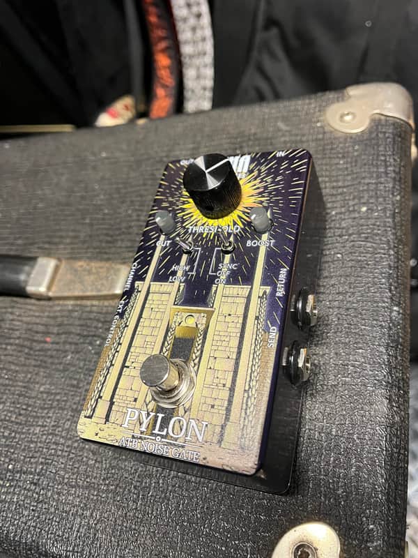 KMA Audio Machines Pylon