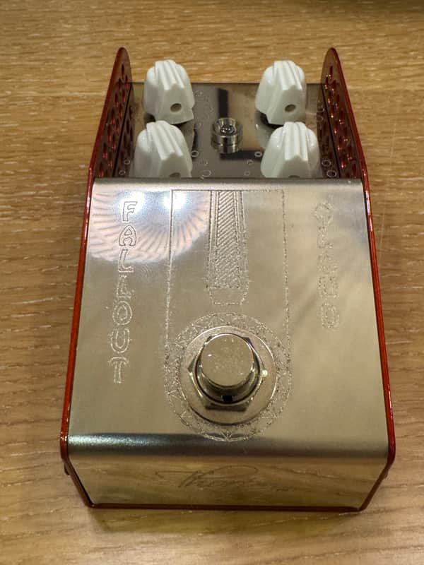 ThorpyFX Fallout Cloud Fuzz BC108 Sparkle Edition