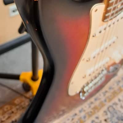 Fender Highway One Stratocaster with Rosewood Fretboard 2010 - 3-Color Sunburst image 4