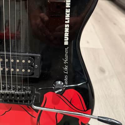 Fireball whiskey Stratocaster Strat 2010 - Black image 3