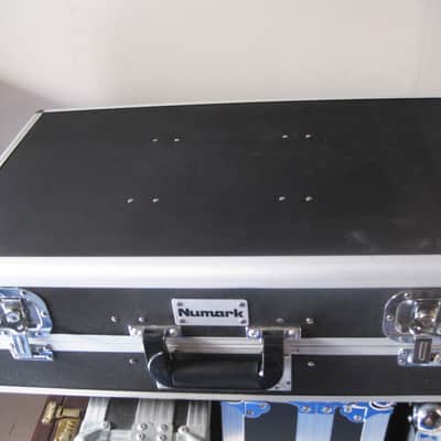 Numark Fusion 111 Package: MX05 DJ Mixer & TCD05 CD Players with Case image 4