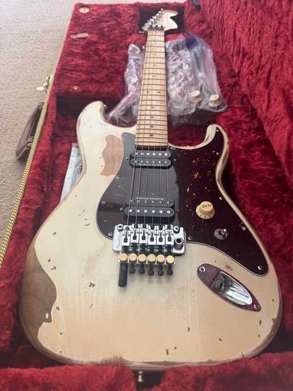 Palermo Mick Mars Replica PG4 image 1
