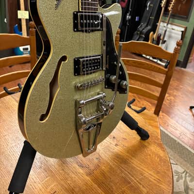 2012 Duesenberg Starplayer TV Silver Sparkle image 3