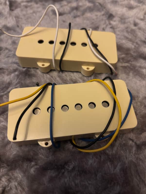 American Professional II Fender Jazzmaster Pickups 2024 - Cream image 1