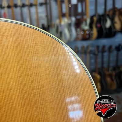 Gibson J45 Standard Natural image 12