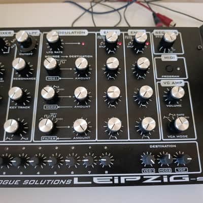 Analogue Solutions Leipzig-S Analog Monosynth with Sequencer 2010s - Black image 20