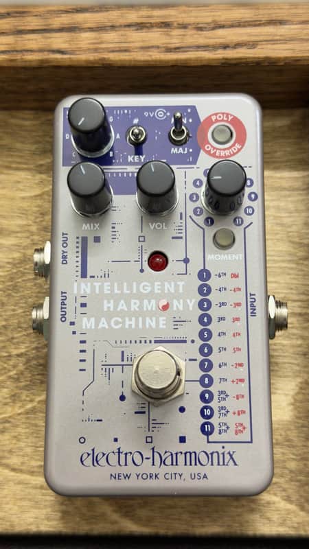 Electro-Harmonix Intelligent Harmony Machine