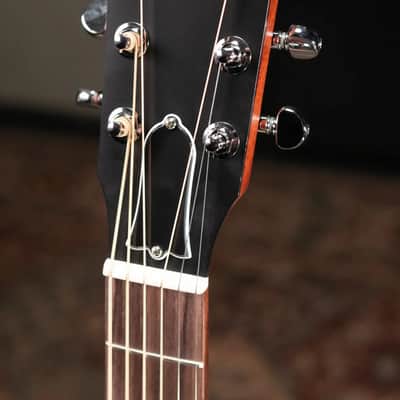 Gibson L-00 Special Parlor Acoustic/Electric Guitar - Honey Burst with Gig Bag image 6