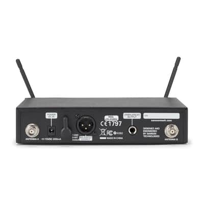 Samson Concert 99 Wireless Handheld System with Q8 Dynamic Mic (CH99/CR99, K Band) image 2
