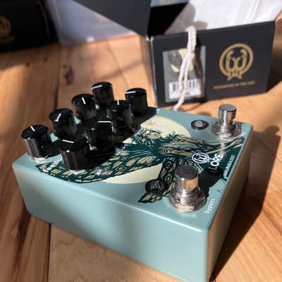Walrus Audio Lore Reverse Soundscape Generator Limited Edition - Fall Series 2025 - Green Fall Fantasy Graphic image 2