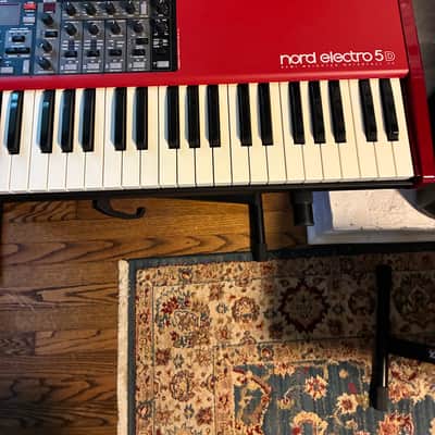 Nord Electro 5D SW73 Semi-Weighted 73-Key Digital Piano 2015 - 2018 - Red image 3