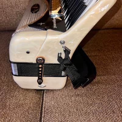 Settimio Soprani Contino Model 132 Piano Accordion 1955 - White Pearl image 4