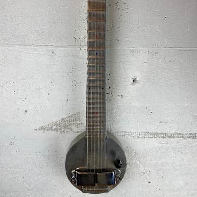 Rickenbacker Frying Pan Lap Steel 1930 - with original case image 2