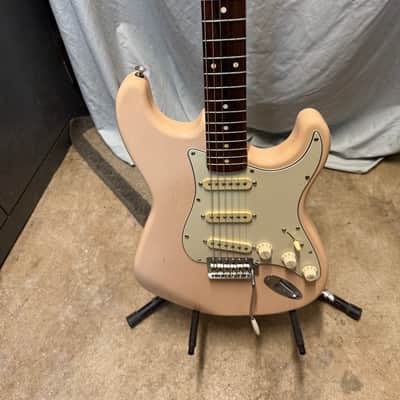 Fender Strat 60’s style partscaster - Shell pink image 4