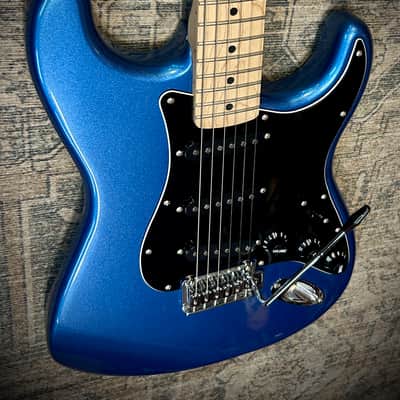 Fender Squier Stratocaster - Blue metallic image 6