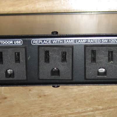 Furman RP-8D Power Conditioner and Light Module 2000s - Black image 4
