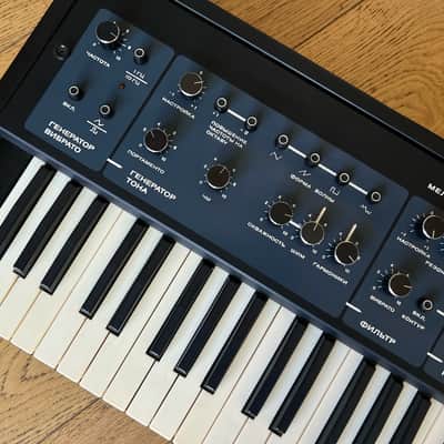Alisa 1377 Soviet Analog Synth - Serviced image 3