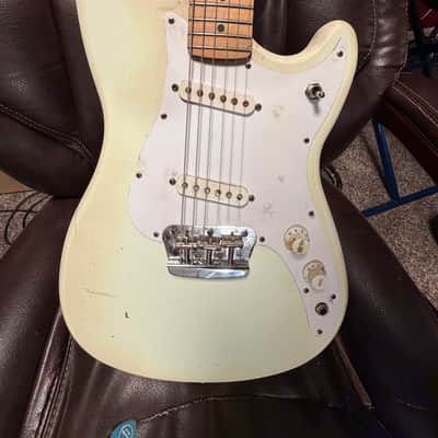 Fender Duo-Sonic 1998 - Olympic white road worn image 4