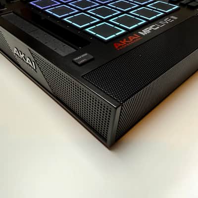 Akai MPC Live III Standalone Sampler / Sequencer 2025 - Present - Black image 2