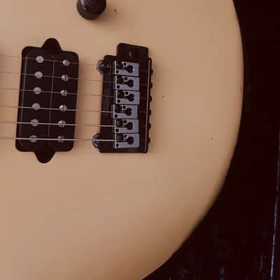 Suhr Modern Antique Vintage Yellow with Roasted Flame Maple Neck, WOW! image 18