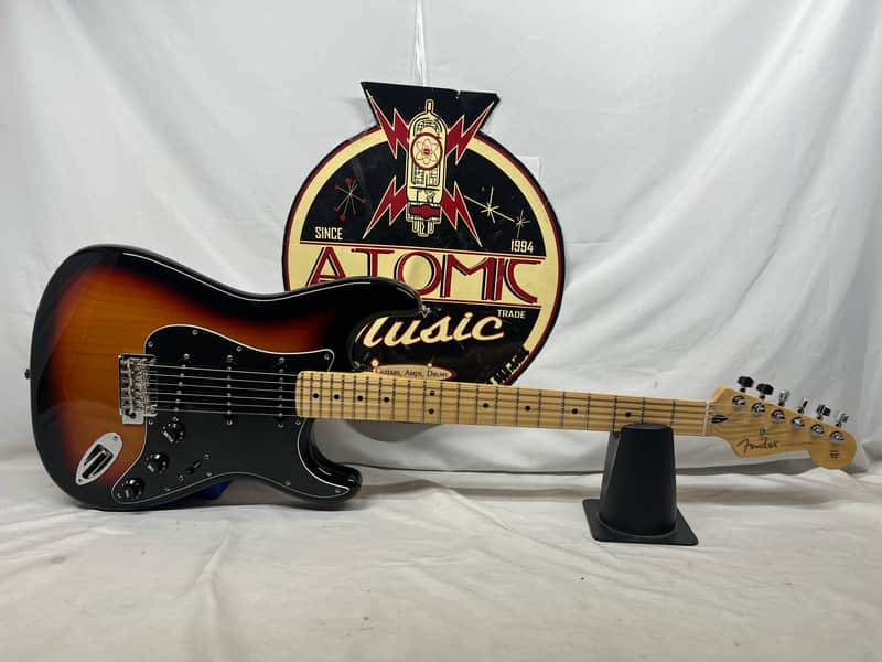 Fender Player Stratocaster Strat HSS Electric Guitar - 3-Color Sunburst