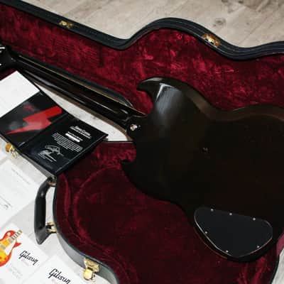 Gibson SG Angus Young Signature Aged & Signed AC/DC Custom Shop 2009 ! image 7