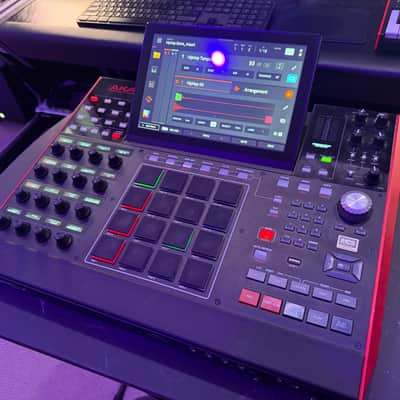 Akai MPC X Standalone Sampler / Sequencer 2017 - Present - Black image 3