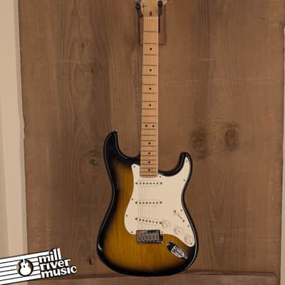 Fender American Standard Stratocaster 2001 – Original Hardshell Case – Used Very Good image 2
